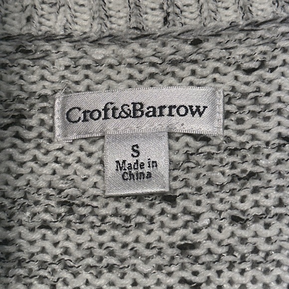 Croft & Barrow Layered Crewneck - Picture 4 of 5